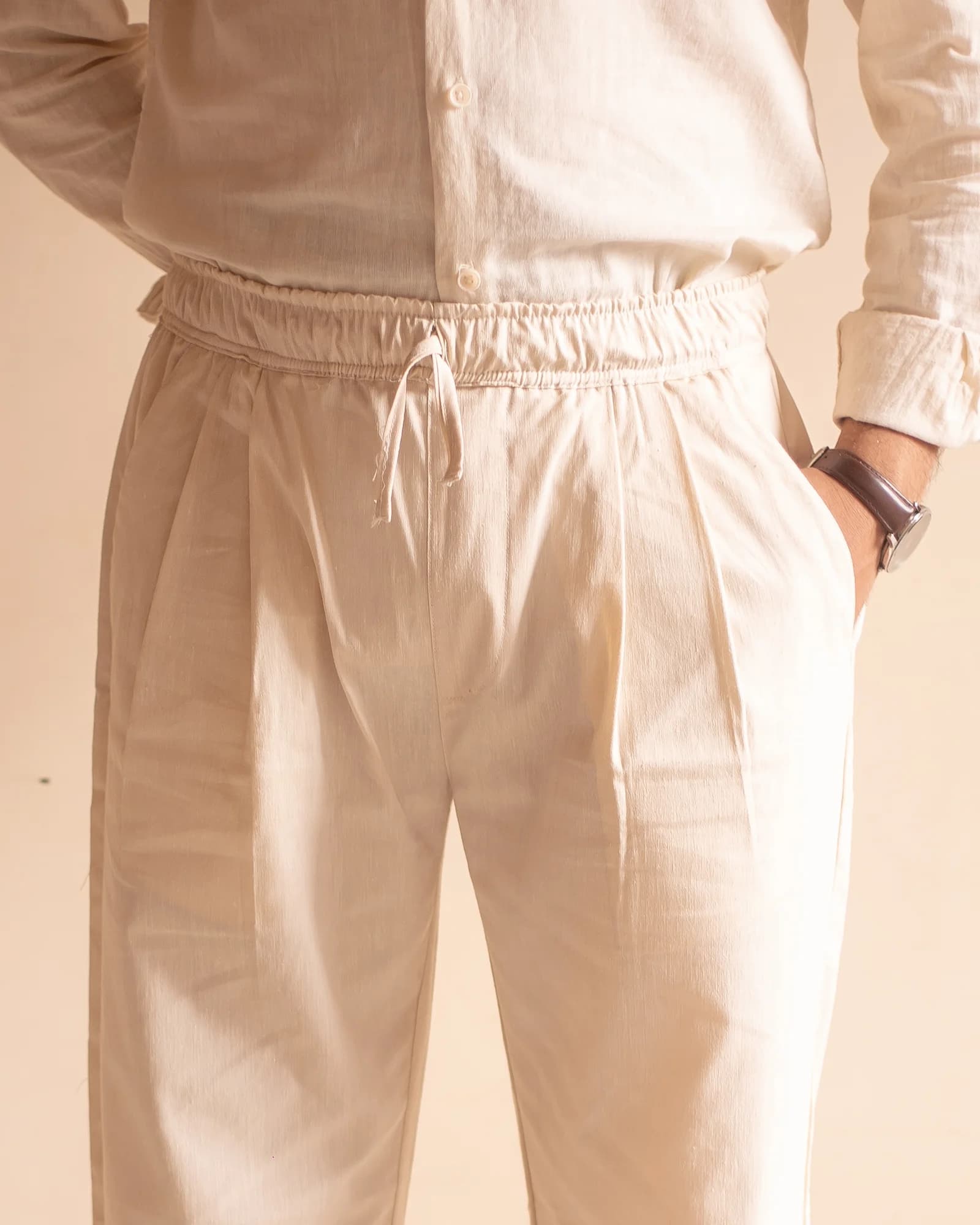 Double-Pleated Linen Trousers pleat and drawstring waist close-up – PantChic
